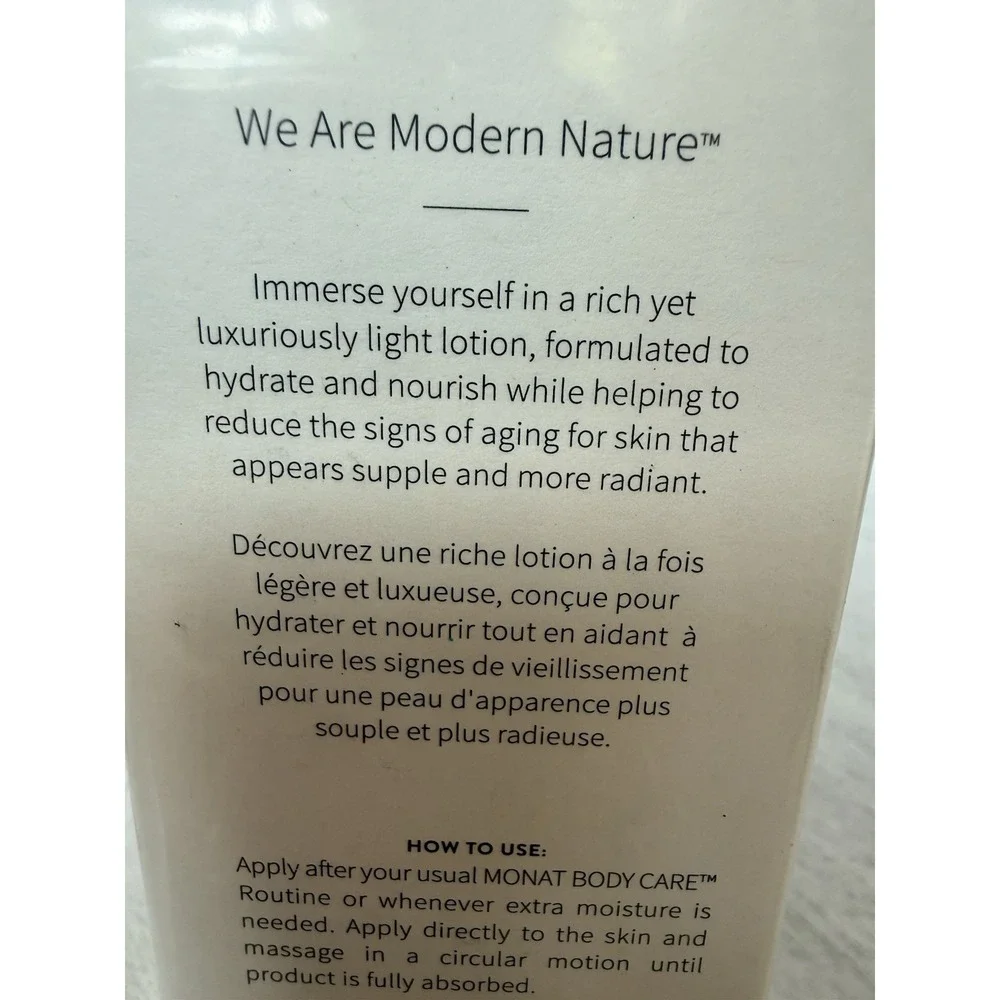 Monat Smooth Renew Body Lotion Hydrating Radiance Skin Care 7oz e 208mL Sealed